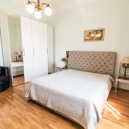 Apartman Penthouse And Piano Nobile Prkg Wifi Garden Near Away From Roads *