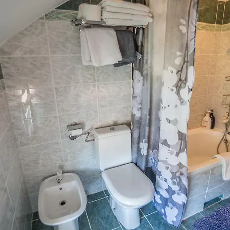 Penthouse And Piano Nobile Prkg Wifi Garden Near Away From Roads Apartman Abbázia