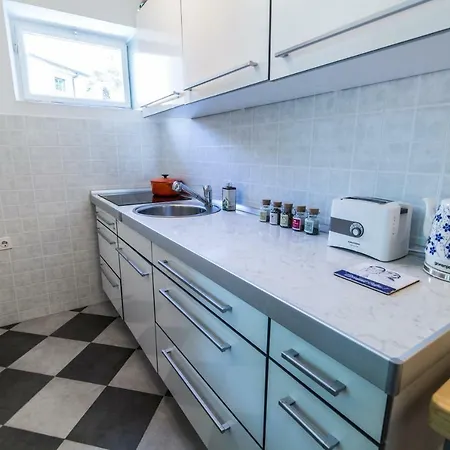 Penthouse And Piano Nobile Prkg Wifi Garden Near Away From Roads * Abbázia
